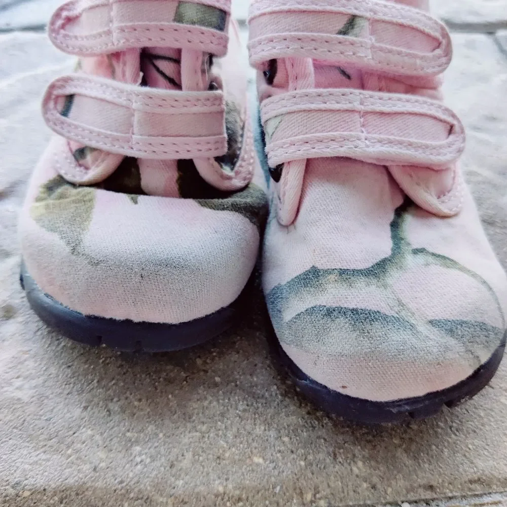 Bass pro shop pink camo boots
